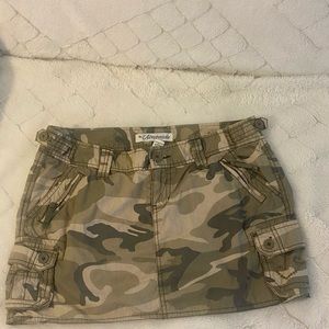 Aero mini skirt